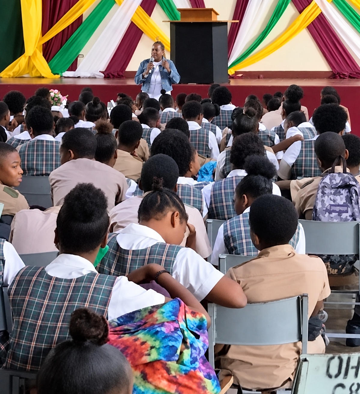 Sandra Wright addressing students during a workshop at the 2023 conflict resolution workshop in Jamaica